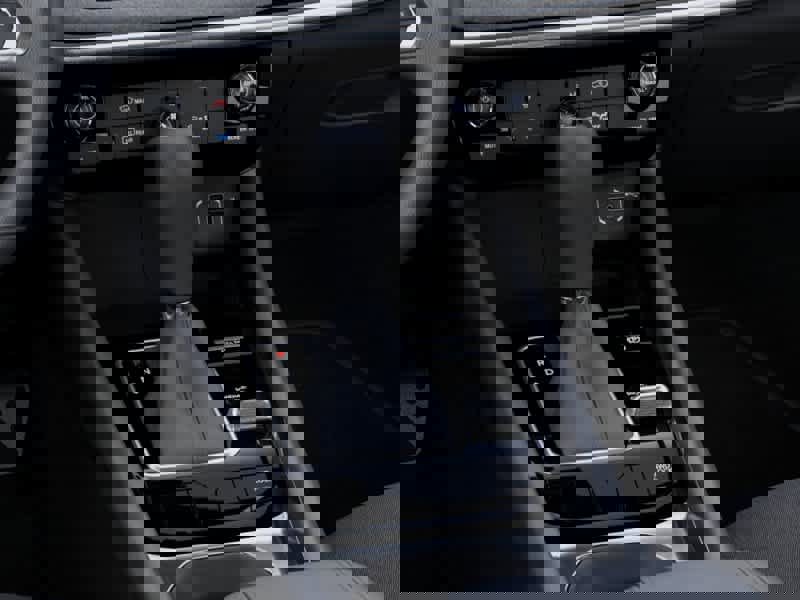 New 2025 Jeep Compass Sport image 24