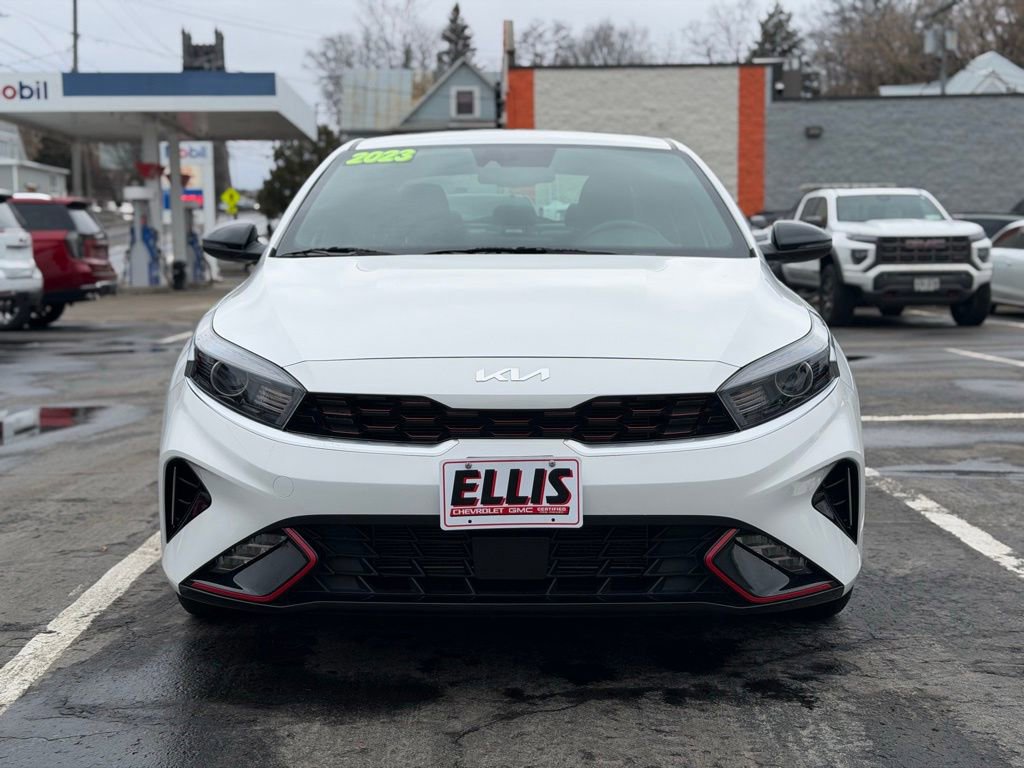 Used 2023 Kia Forte GT-Line w/ GT-Line Premium Package image 2