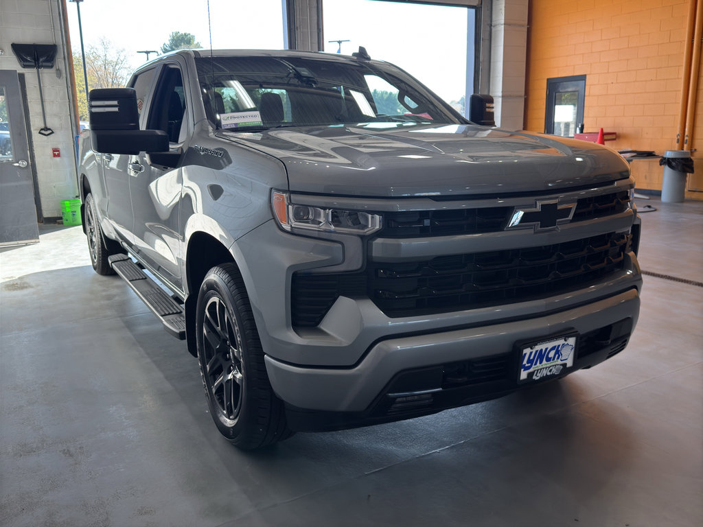 Used 2025 Chevrolet Silverado 1500 RST w/ Protection Package AWD/4WD image 7