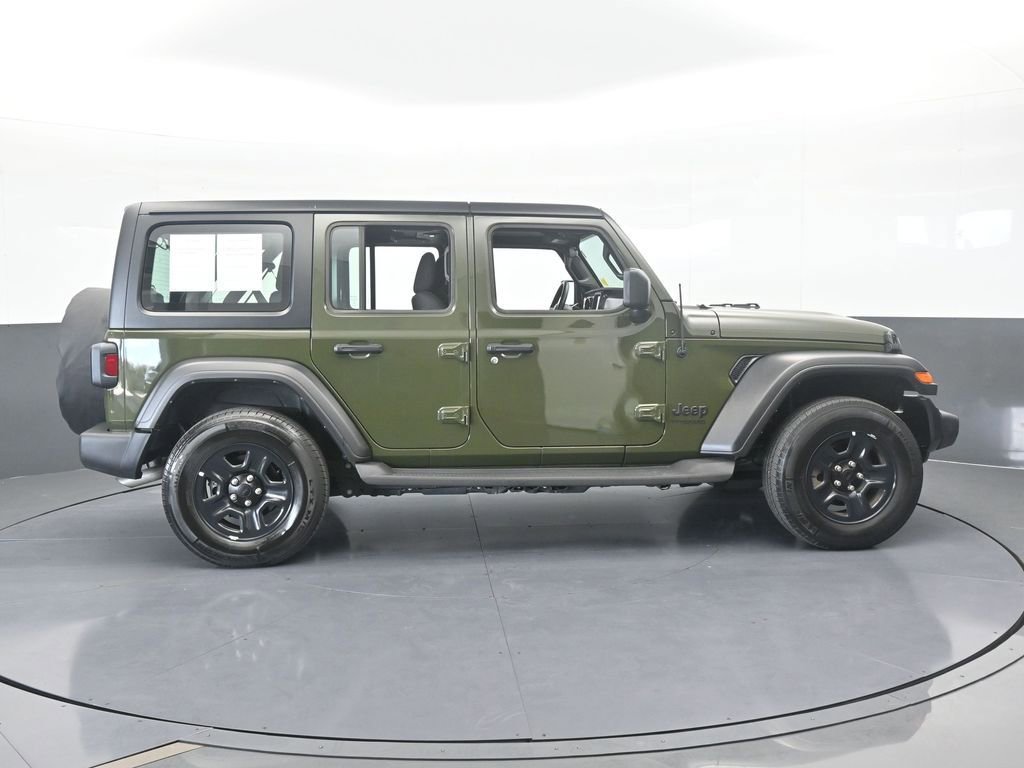 Used 2022 Jeep Wrangler Unlimited Sport image 7