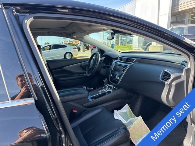 Used 2023 Nissan Murano SL w/ SL Moonroof Package FWD image 13