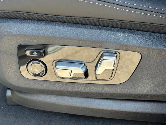 New 2026 BMW X7 xDrive40i w/ M Sport Package image 18