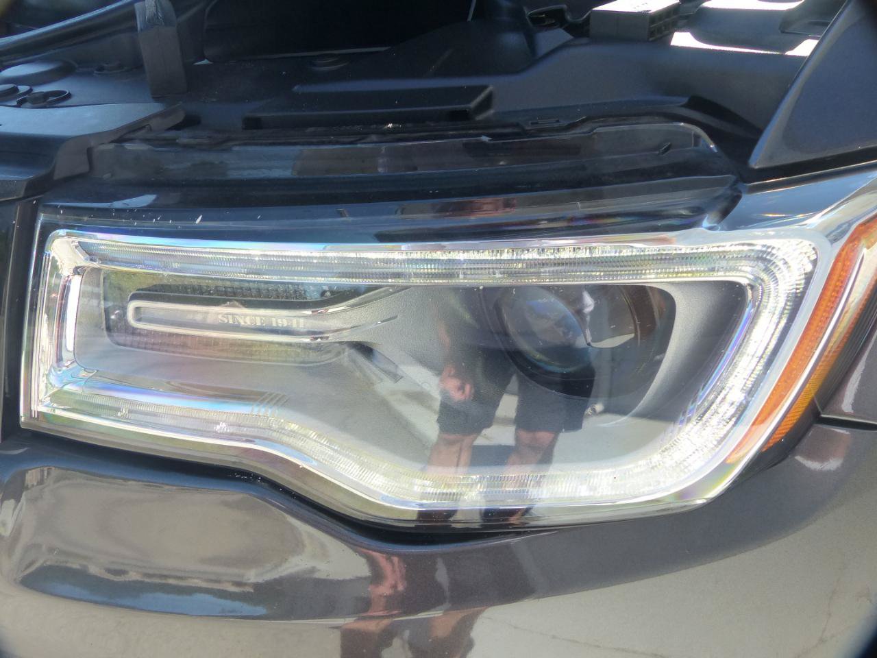 Used 2019 Jeep Grand Cherokee Overland AWD/4WD image 32