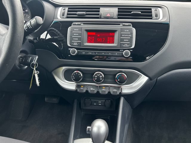 Used 2017 Kia Rio LX w/ Power Package FWD image 18