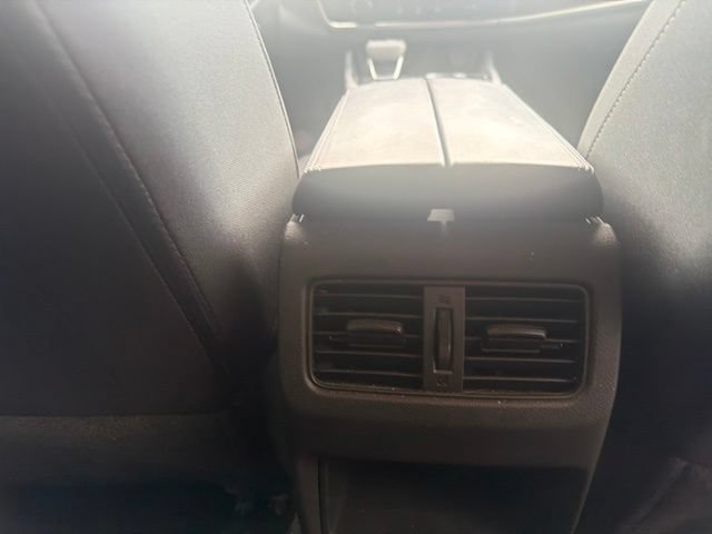 Used 2023 Nissan Rogue S AWD/4WD image 14