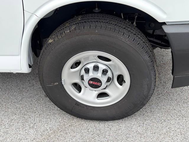 New 2026 GMC Savana 2500 w/ Driver Convenience Package RWD image 12