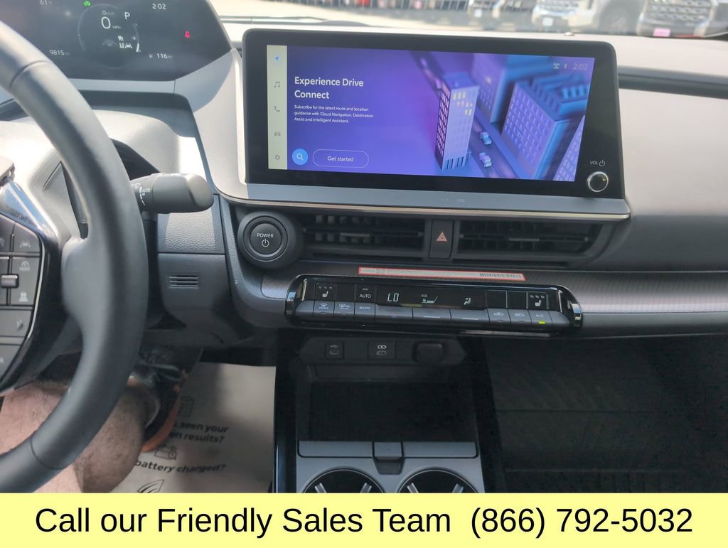 Used 2025 Toyota Prius XLE AWD/4WD image 18