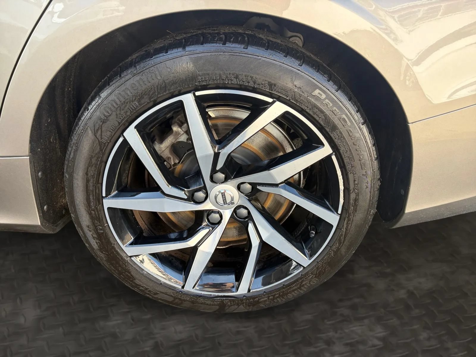 Used 2019 Volvo S60 T6 Momentum AWD/4WD image 41