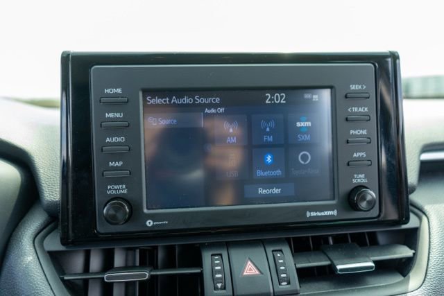 Used 2021 Toyota RAV4 XLE Premium AWD/4WD image 23