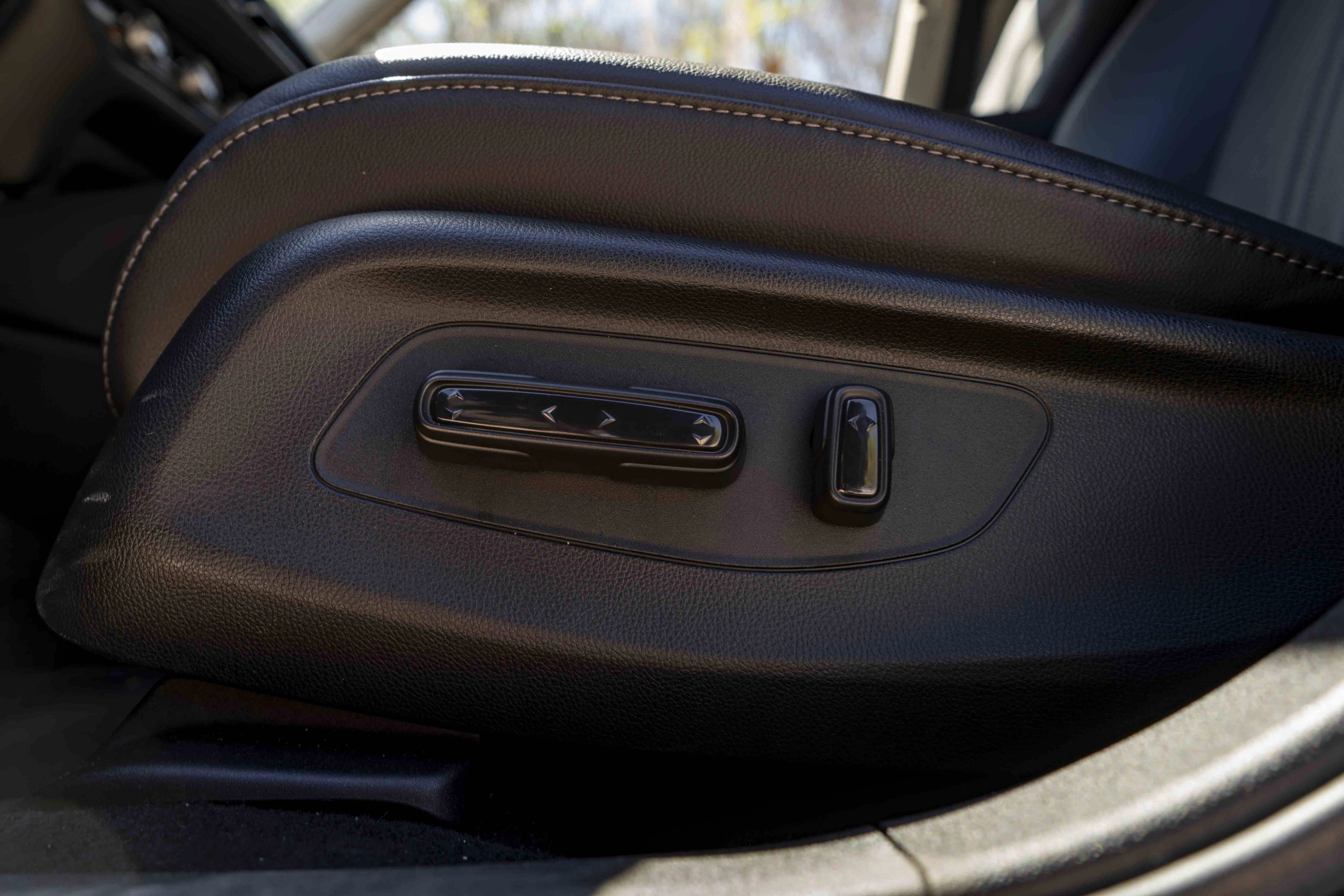 Used 2025 Honda HR-V EX-L image 43