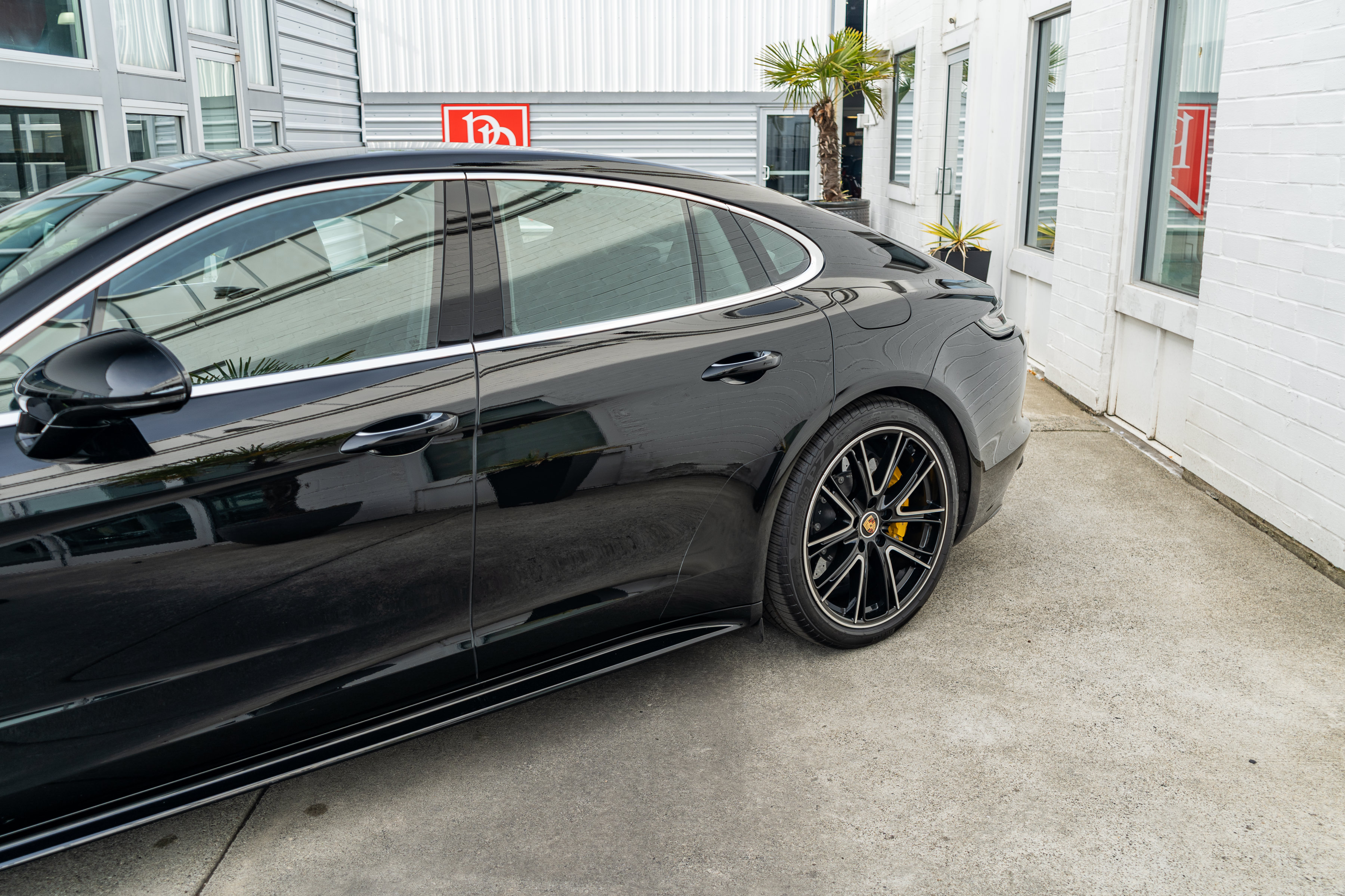 Used 2023 Porsche Panamera Turbo S AWD/4WD image 6