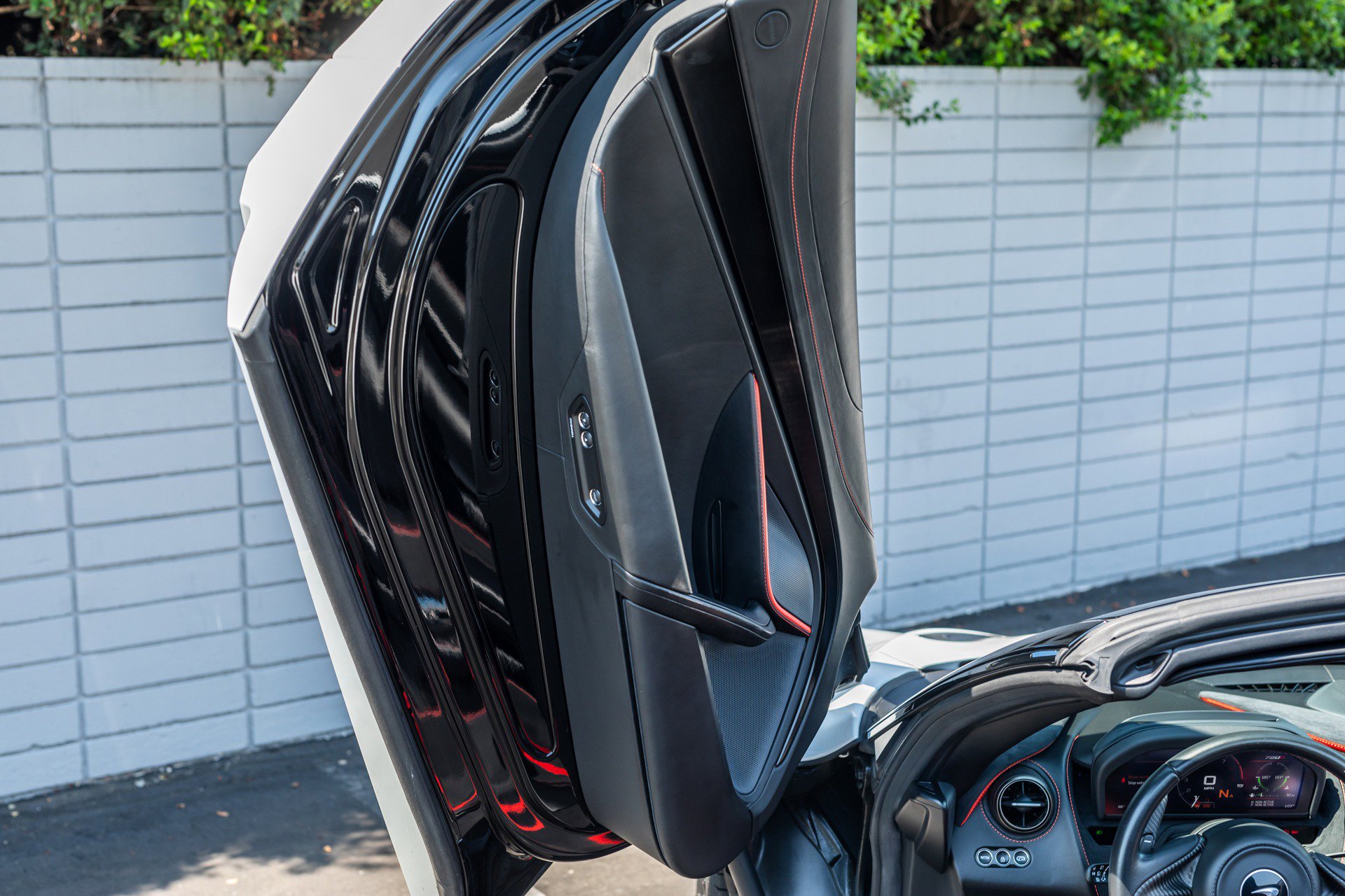 Used 2020 McLaren 720S Performance image 52