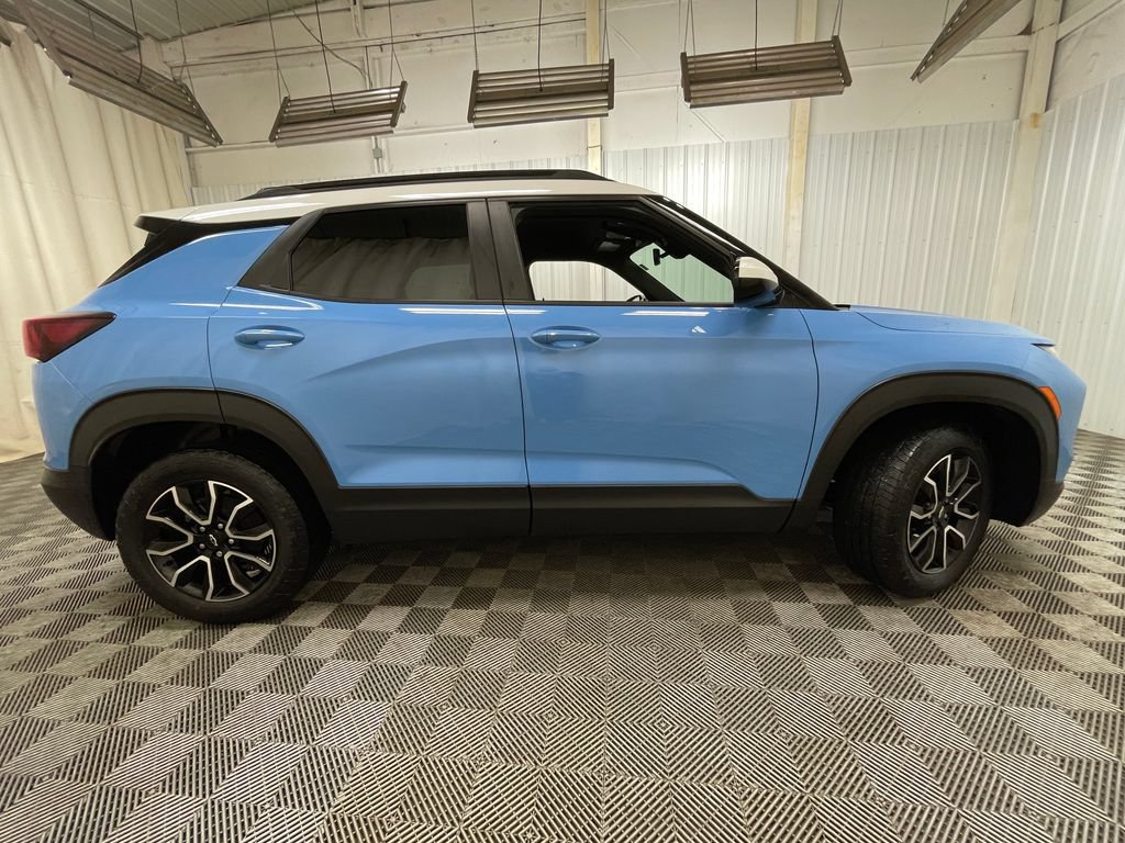 Used 2024 Chevrolet TrailBlazer ACTIV w/ Convenience Package AWD/4WD image 19