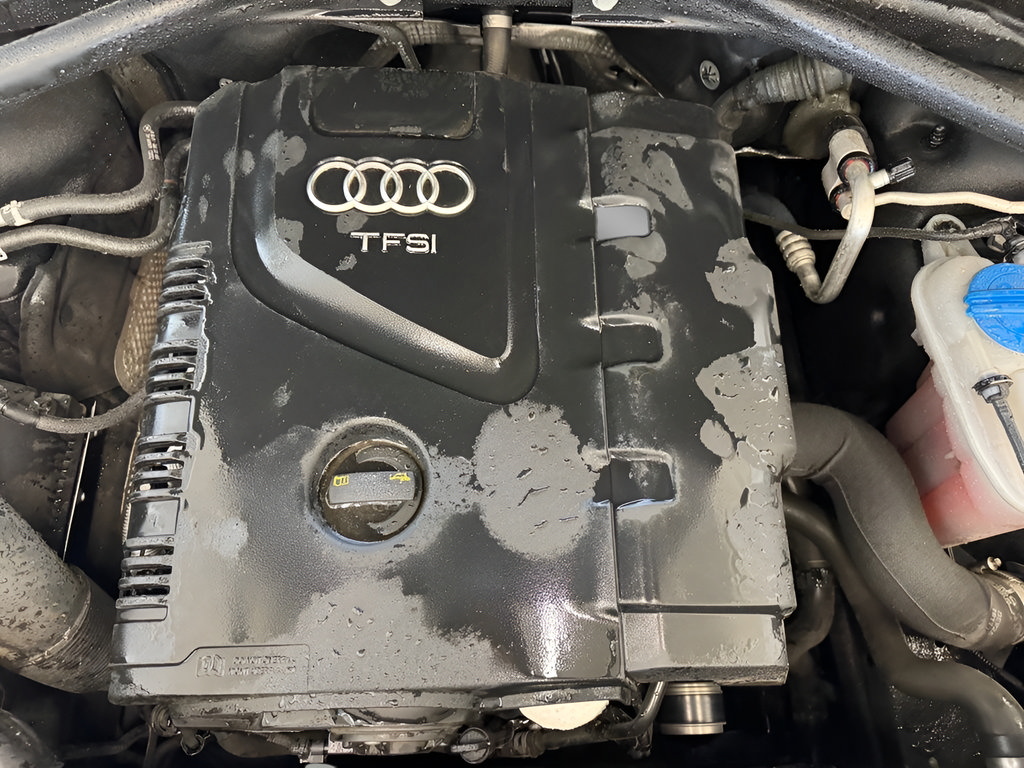 Used 2017 Audi Q5 2.0T Premium Plus w/ Technology Package AWD/4WD image 11