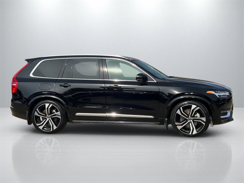 Used 2024 Volvo XC90 B6 Ultimate w/ Lounge Package image 4