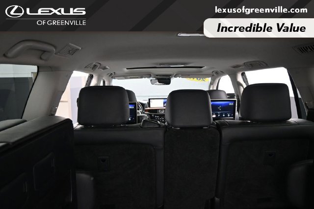 Used 2017 Lexus LX 570 4WD w/ Luxury Package image 34