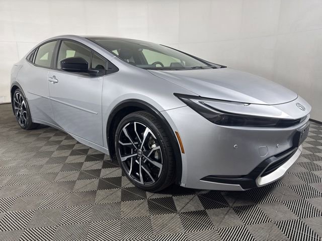 Used 2024 Toyota Prius Prime FWD image 1