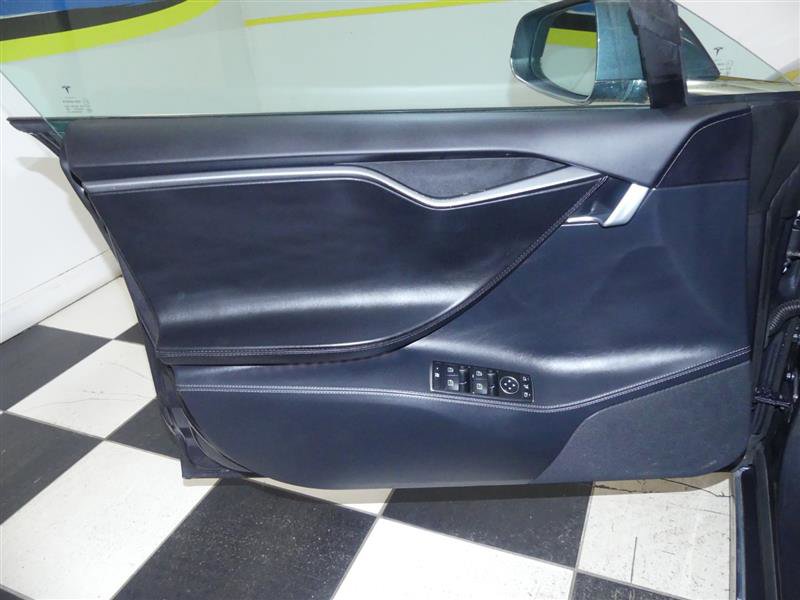 Used 2019 Tesla Model S 100D image 23