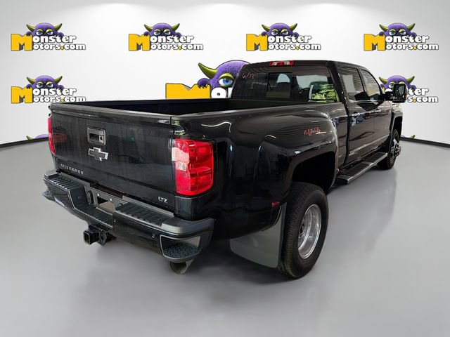 Used 2019 Chevrolet Silverado 3500 LTZ w/ LTZ Plus Package AWD/4WD image 4