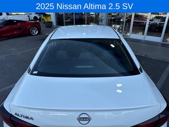 Used 2025 Nissan Altima 2.5 SV FWD image 29