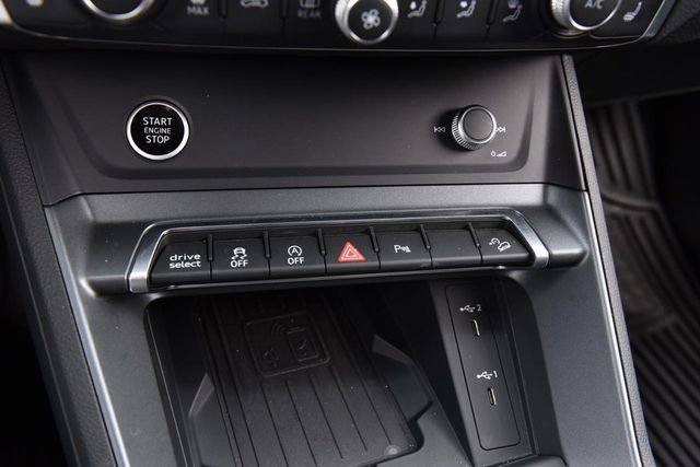 Used 2025 Audi Q3 2.0T Premium Plus w/ Premium Plus Package image 18