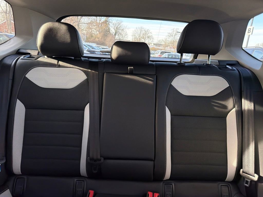 New 2026 Volkswagen Taos SEL image 35