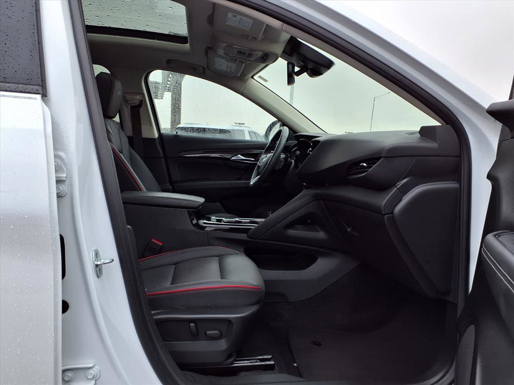 Used 2023 Buick Envision Essence w/ Sport Touring Package image 30