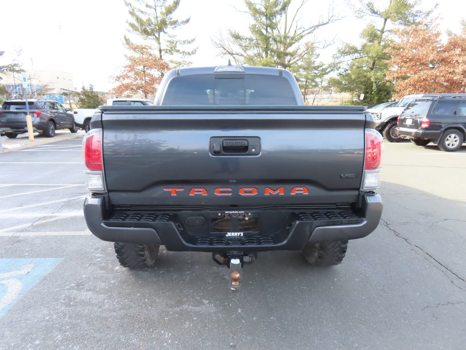 Used 2021 Toyota Tacoma TRD Sport image 7