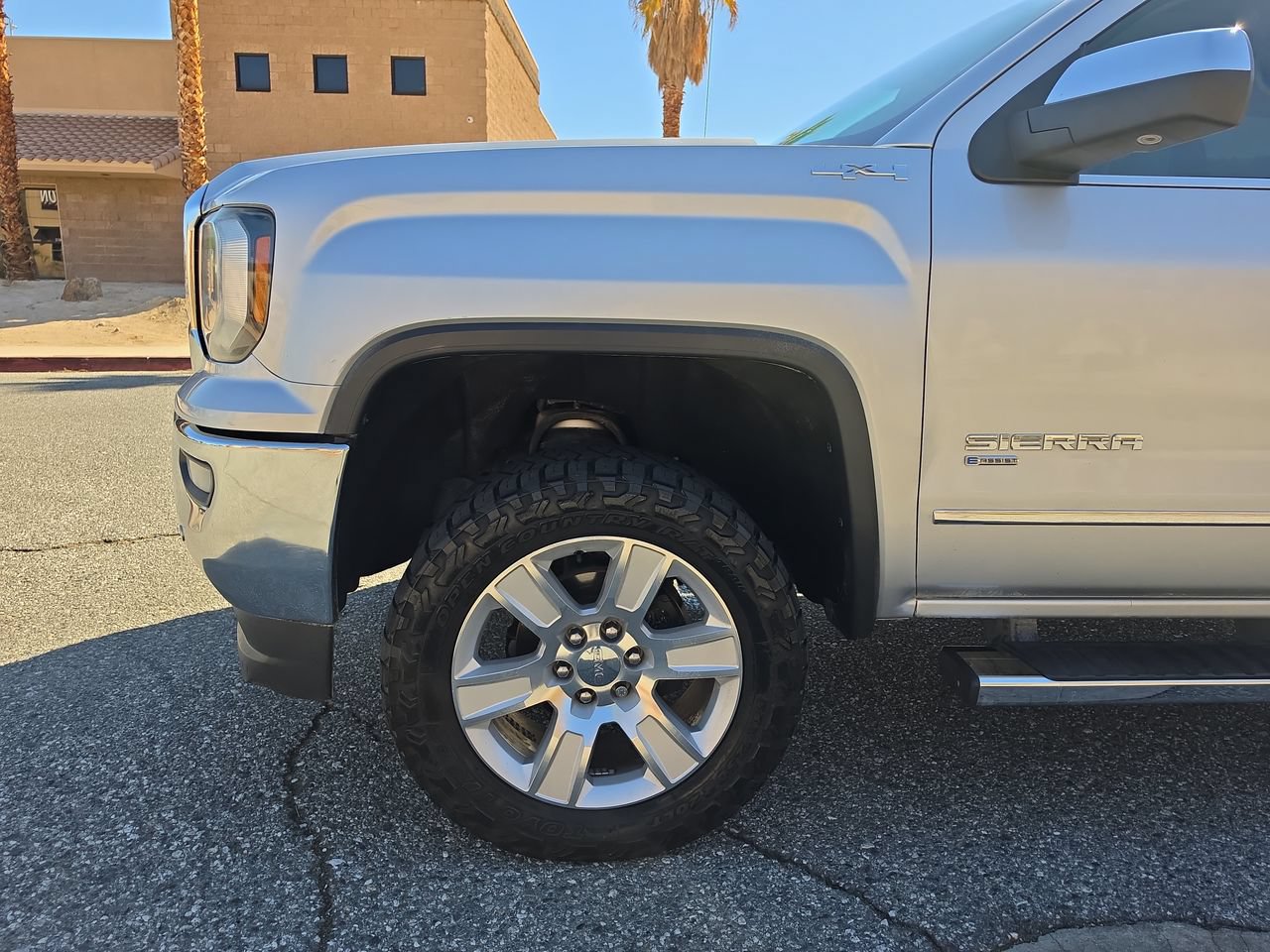 Used 2017 GMC Sierra 1500 SLT AWD/4WD image 33
