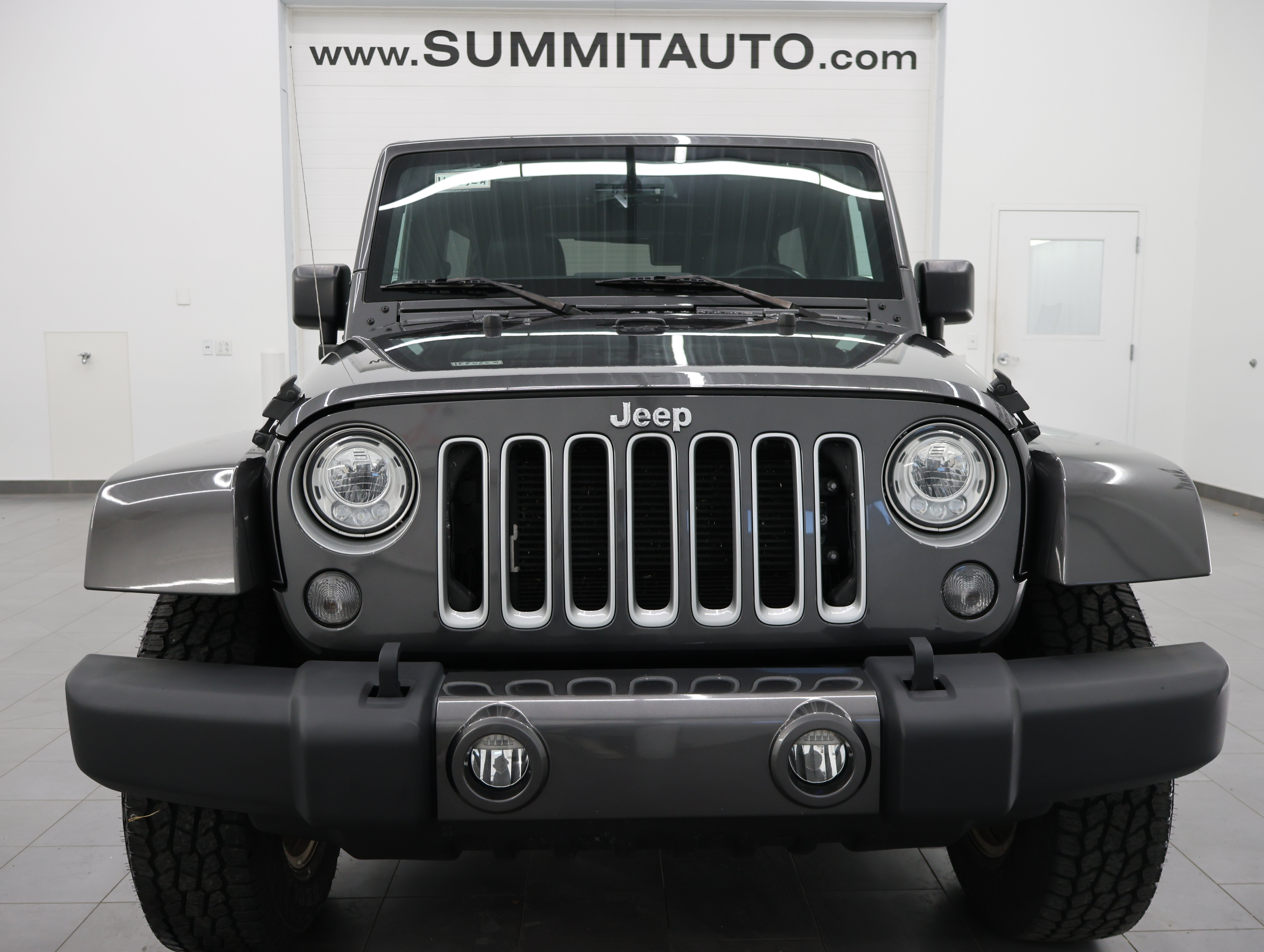 Used 2017 Jeep Wrangler Unlimited Sahara w/ Connectivity Group AWD/4WD image 20