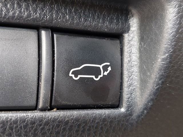 Used 2024 Toyota Venza LE AWD/4WD image 34