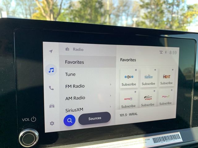 Used 2023 Toyota Prius LE image 24