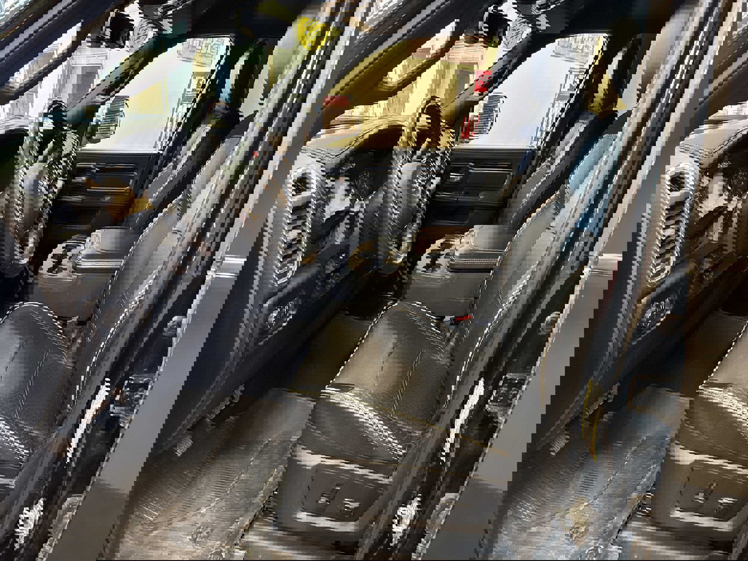 Used 2020 RAM 2500 Laramie image 7