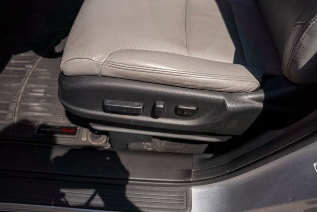 Used 2016 Honda CR-V EX-L image 17