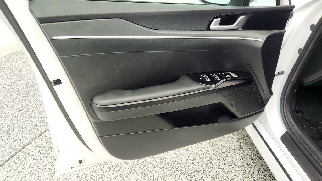 Used 2023 Kia K5 GT-Line w/ GT-Line Premium Package image 10