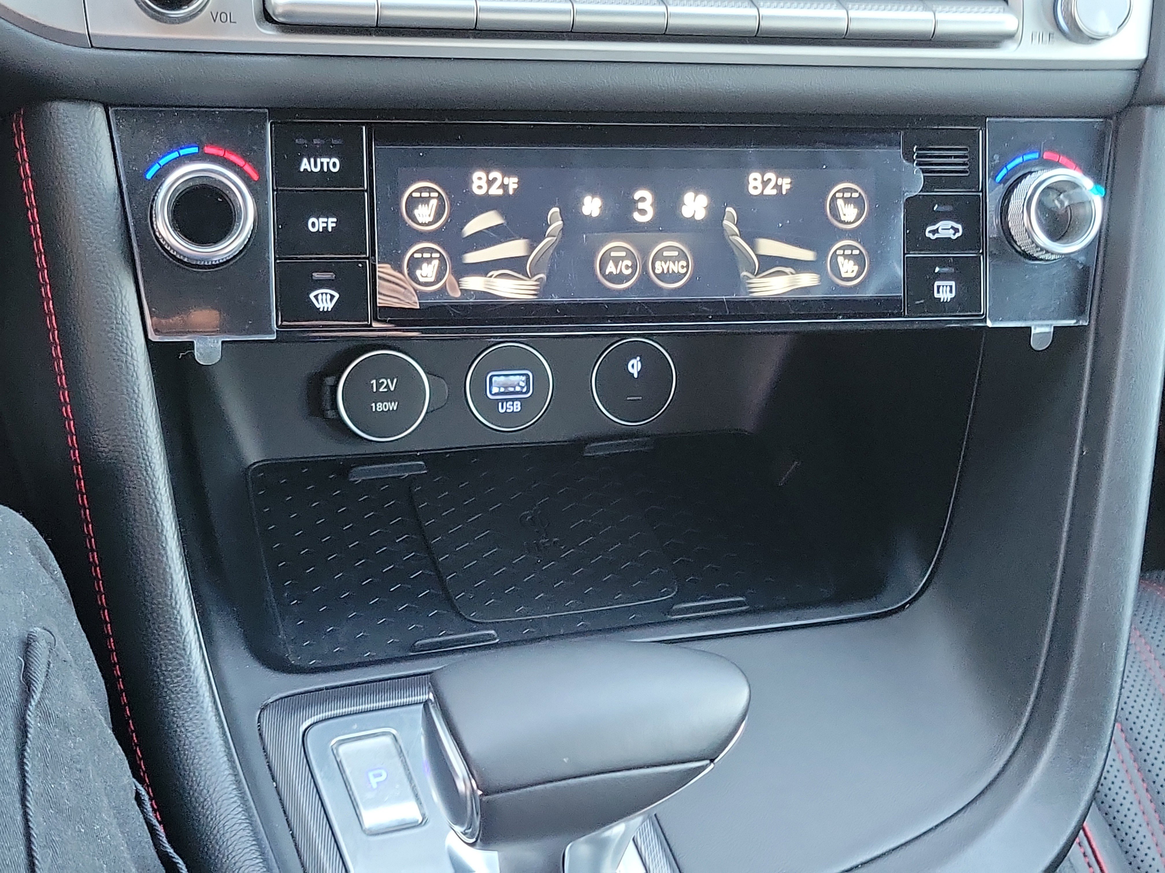 Certified 2025 Genesis G70 3.3T Advanced RWD image 17