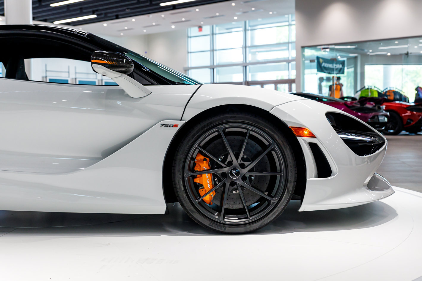 Used 2027 McLaren 750S RWD image 57