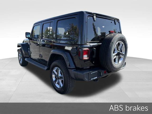 Used 2019 Jeep Wrangler Unlimited Sahara w/ Uconnect 4C Nav & Sound Group AWD/4WD image 5