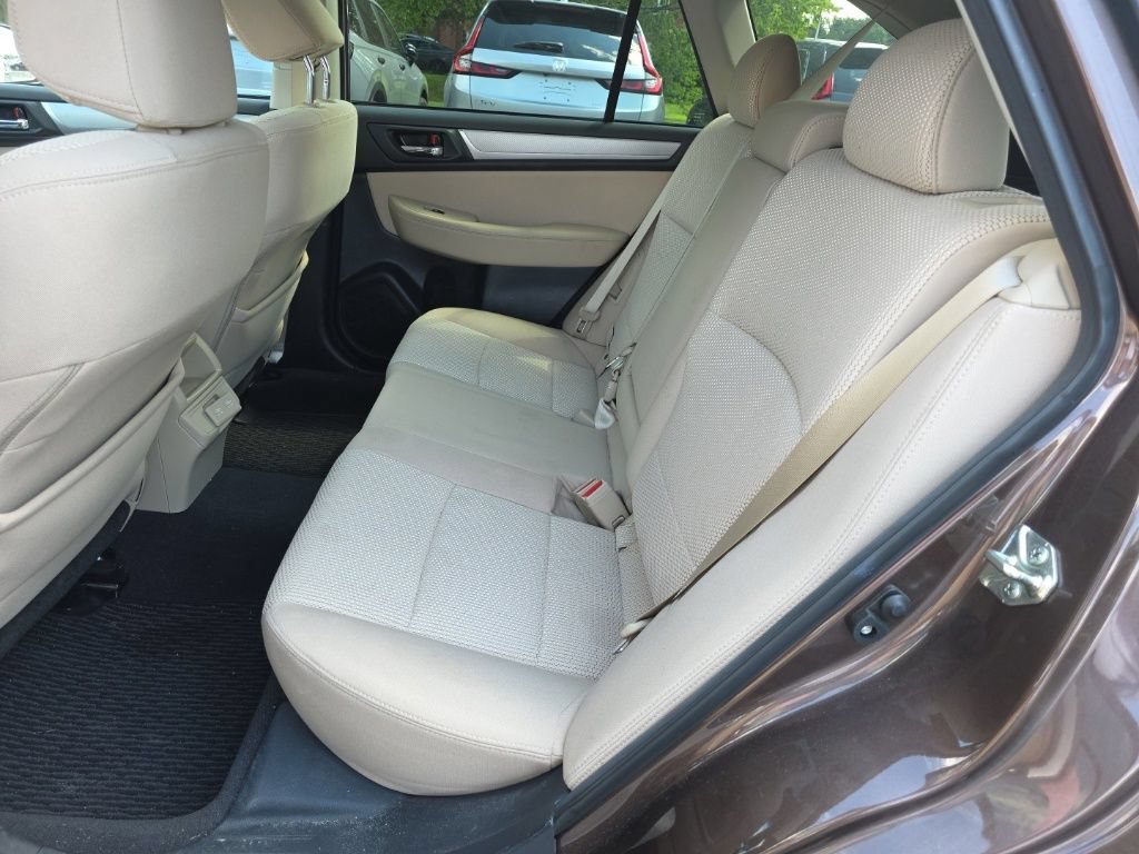 Used 2019 Subaru Outback 2.5i Premium AWD/4WD image 26