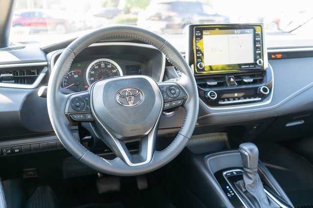 Used 2022 Toyota Corolla SE w/ SE Preferred Package image 15