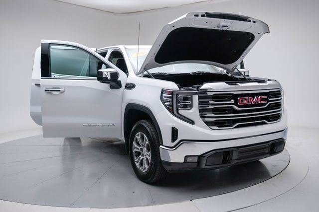 Used 2024 GMC Sierra 1500 SLT image 15