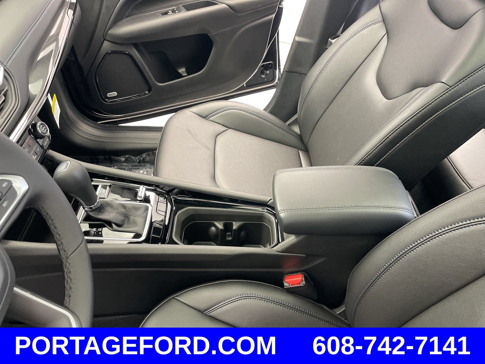 New 2025 Jeep Compass Limited w/ Sun & Sound Group AWD/4WD image 22