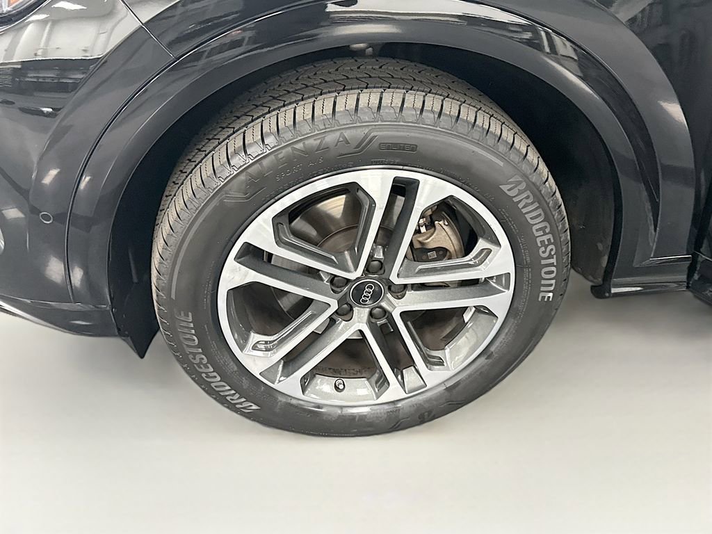 Certified 2025 Audi Q5 Premium Plus w/ Premium Plus image 29