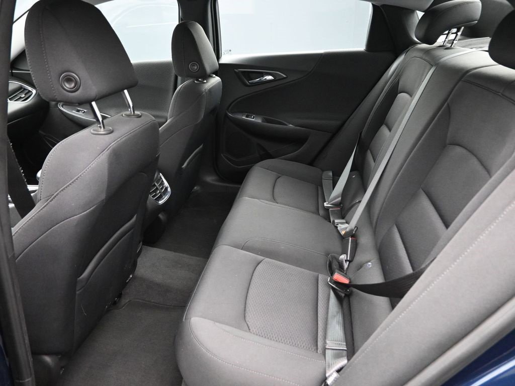 Used 2021 Chevrolet Malibu LT image 13