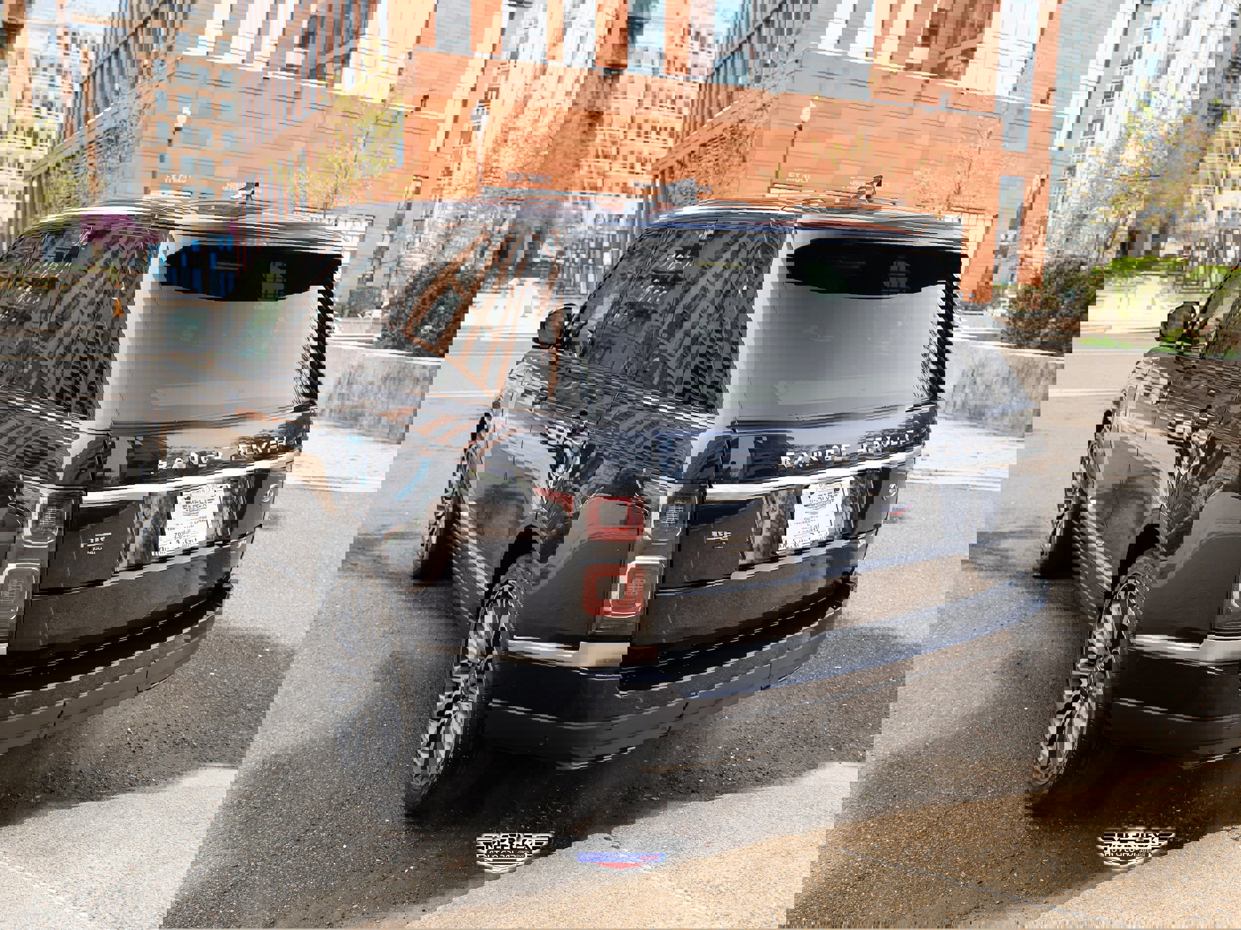 Used 2021 Land Rover Range Rover Westminster Edition image 5