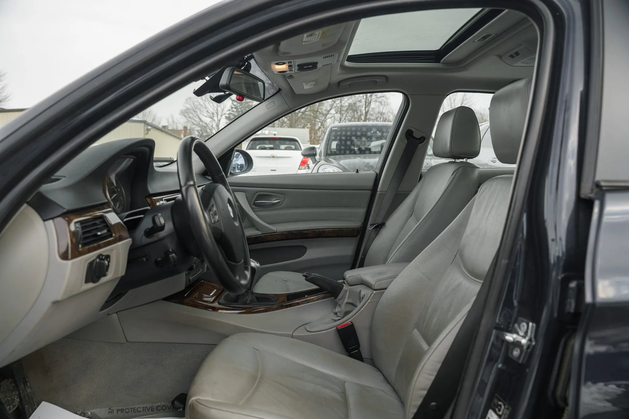 Used 2006 BMW 325i Sedan image 7