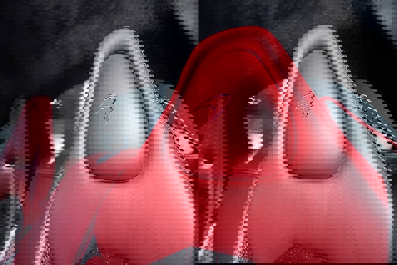 Used 2005 Mercedes-Benz SLR image 22