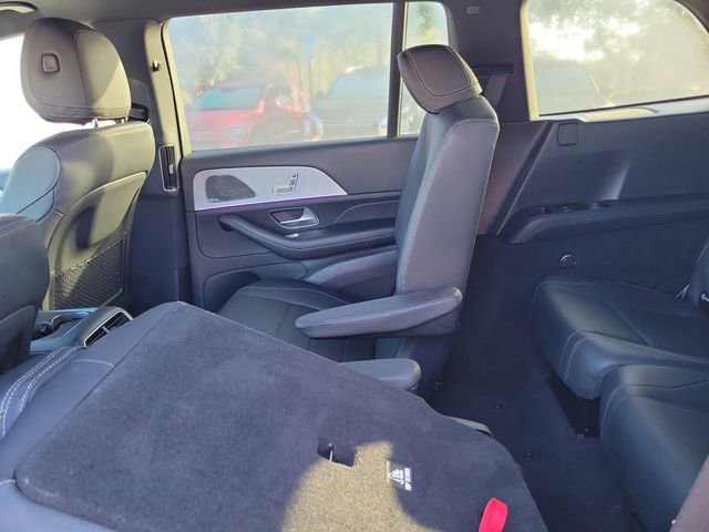 Used 2025 Mercedes-Benz GLS 450 4MATIC image 31