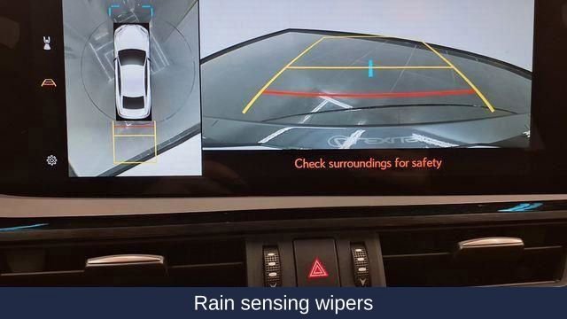 Used 2025 Lexus ES 300h w/ Technology Package image 38