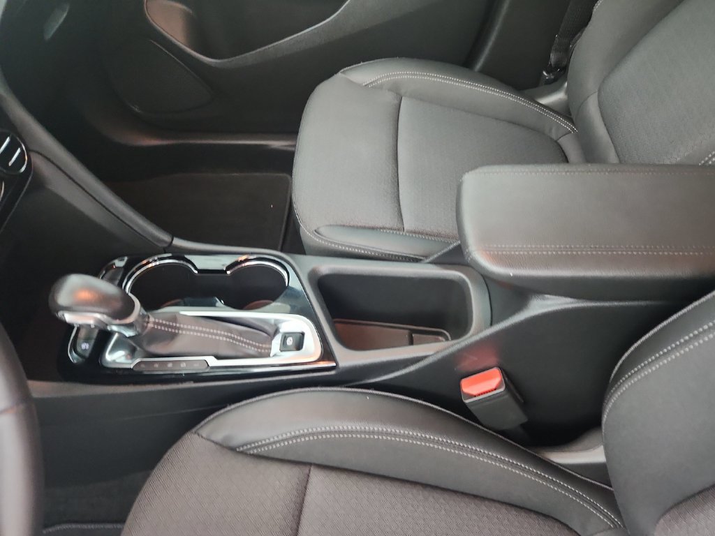 Used 2023 Buick Encore GX Select FWD image 31